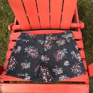 LOFT shorts size 4 floral